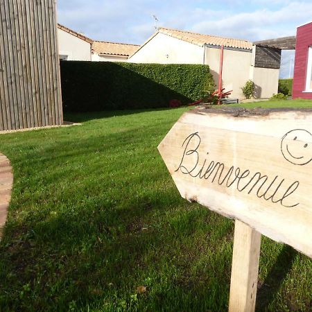 La Cabane Du Bonheur Les Herbiers Ngoại thất bức ảnh