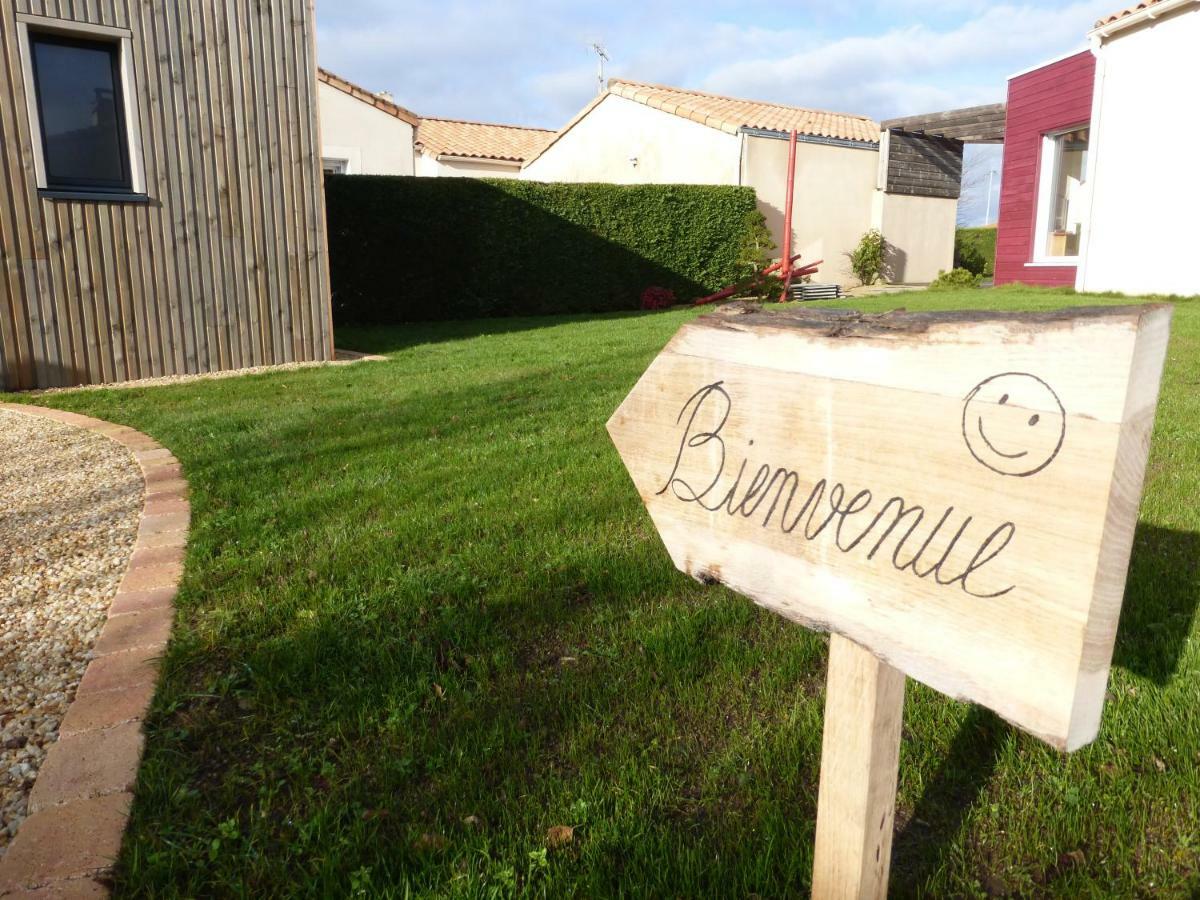 La Cabane Du Bonheur Les Herbiers Ngoại thất bức ảnh
